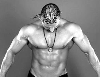 Sámán chippendale táncos